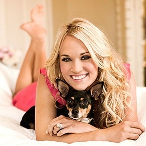 Carrie Underwood with her Rat Terrier